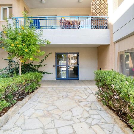 Iris Village Block 12-105 Paphos Extérieur photo